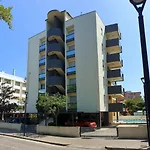 Apartamento Coastal Escape Flat With Common Pool