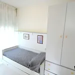 Coastal Escape Flat With Common Pool