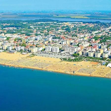 Coastal Escape Flat With Common Pool