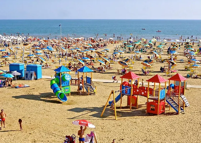 Coastal Escape Flat With Common Pool Бібіоне