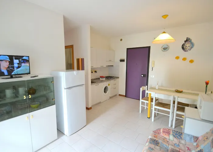 Coastal Escape Flat With Common Pool Bibione