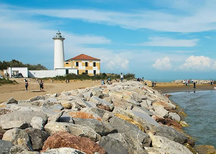 Apartament Coastal Escape Flat With Common Pool *