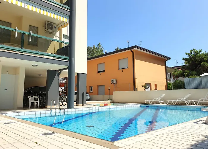 Apartament Coastal Escape Flat With Common Pool *